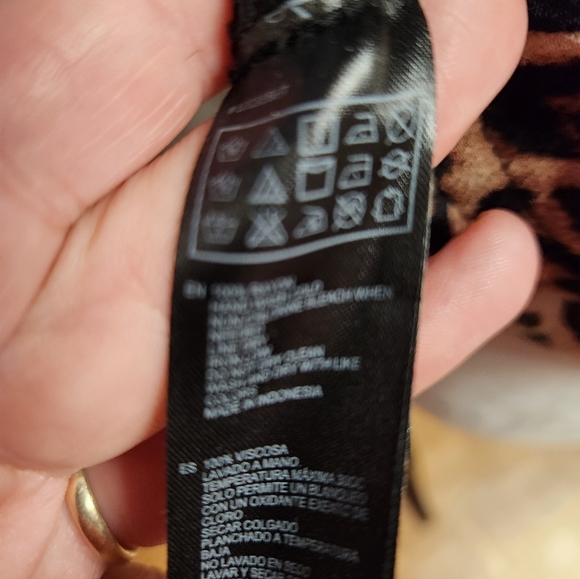 Forever 21 Animal Print Mini Dress - Picture 8 of 8